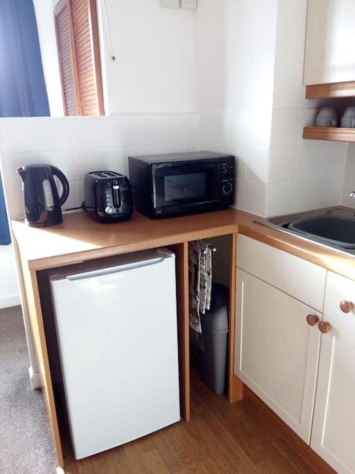 Apartment With Heated Pool & Close To Beach Paignton Exterior photo